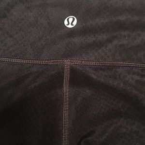 Lululemon snake print 4